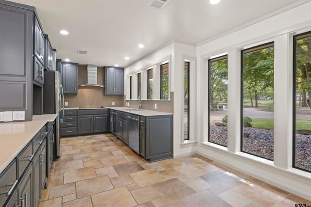 360 County Road 2136, Pittsburg, TX 75686