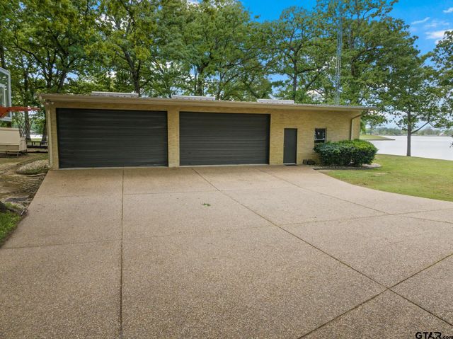 360 County Road 2136, Pittsburg, TX 75686