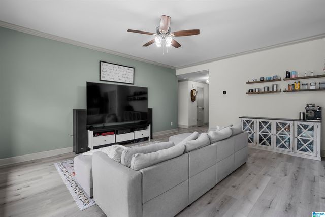 216 LORRIN LANE, Sterrett, AL 35147
