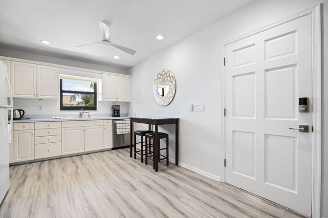 755 SATURN Street F201, Jupiter, FL 33477