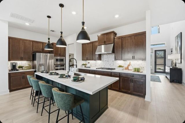 105 Borrego BND, Liberty Hill, TX 78642