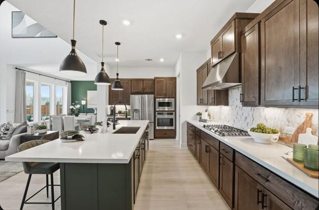 105 Borrego BND, Liberty Hill, TX 78642