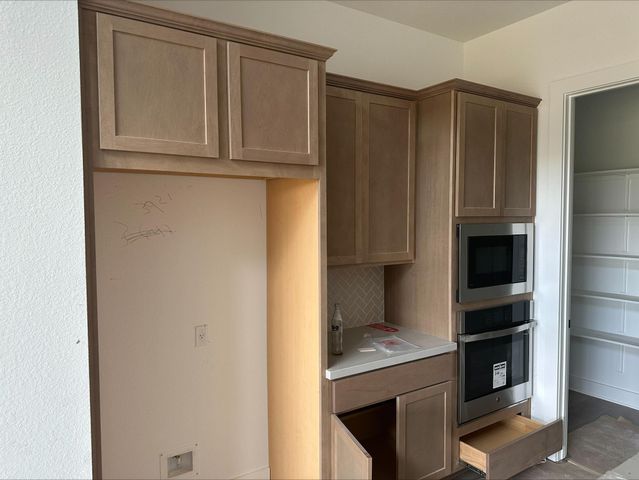 105 Borrego BND, Liberty Hill, TX 78642