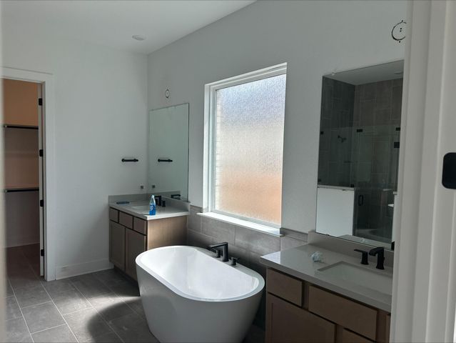 105 Borrego BND, Liberty Hill, TX 78642