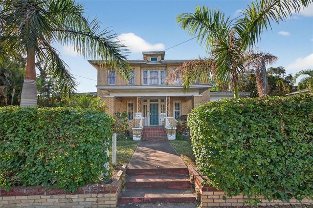 531 16TH STREET S, St Petersburg, FL 33705