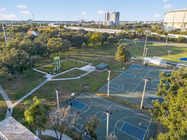 531 16TH STREET S, St Petersburg, FL 33705