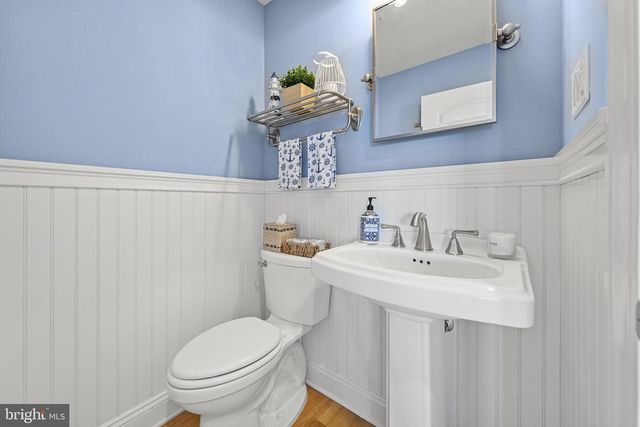 103 E MARINE LN, Long Beach, NJ 08008