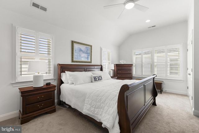 103 E MARINE LN, Long Beach, NJ 08008