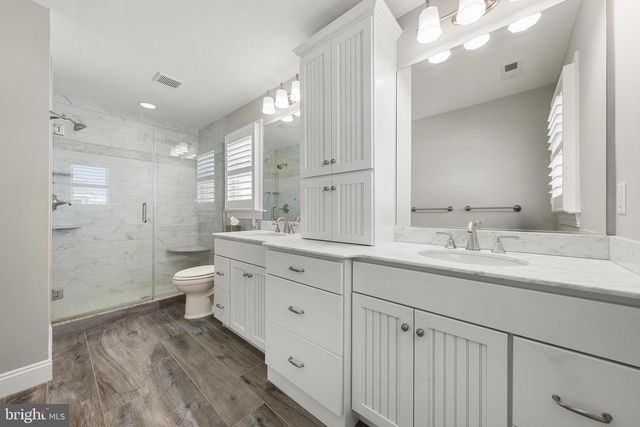 103 E MARINE LN, Long Beach, NJ 08008