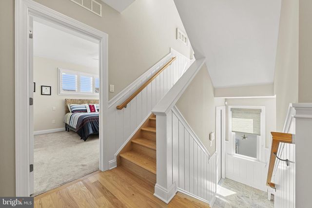 103 E MARINE LN, Long Beach, NJ 08008