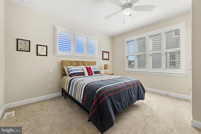 103 E MARINE LN, Long Beach, NJ 08008