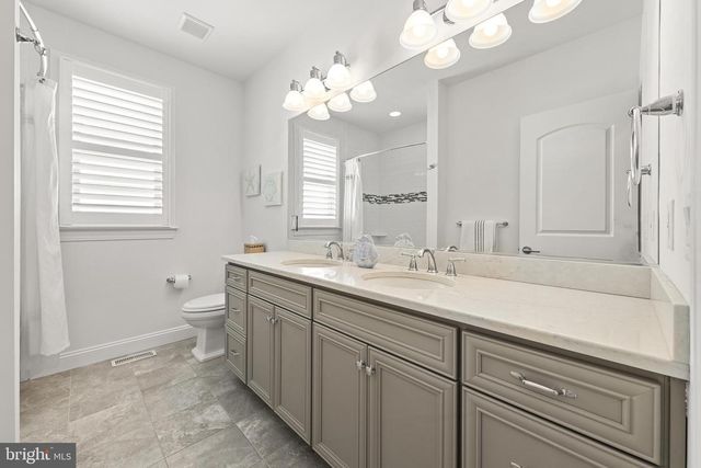 103 E MARINE LN, Long Beach, NJ 08008