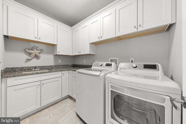 103 E MARINE LN, Long Beach, NJ 08008