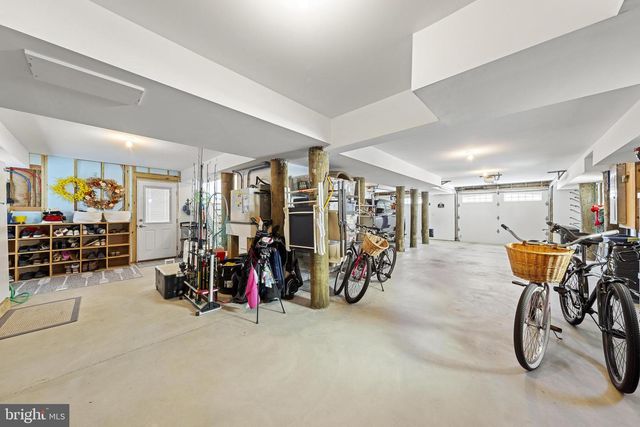 103 E MARINE LN, Long Beach, NJ 08008