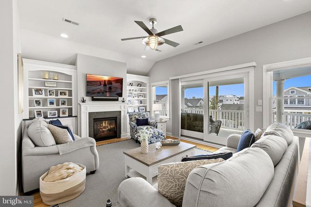 103 E MARINE LN, Long Beach, NJ 08008