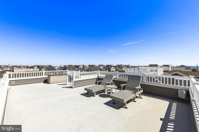 103 E MARINE LN, Long Beach, NJ 08008