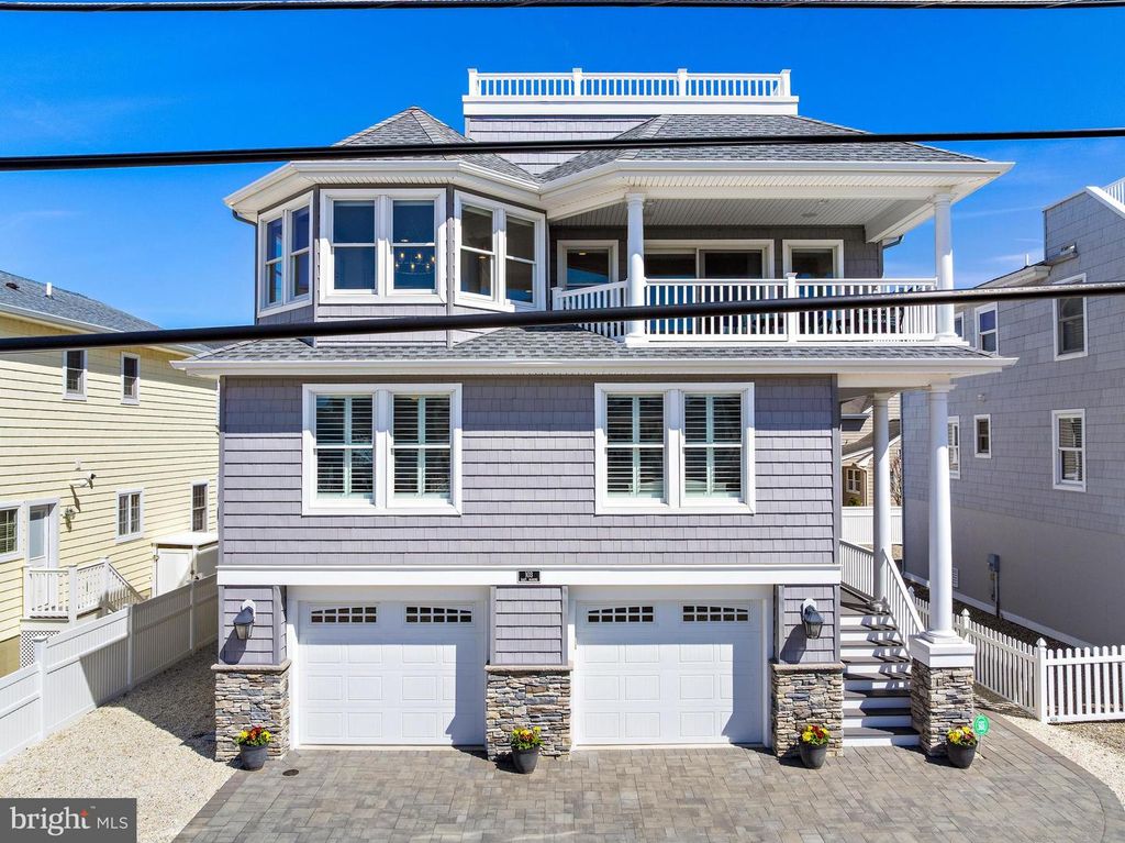 103 E MARINE LN, Long Beach, NJ 08008