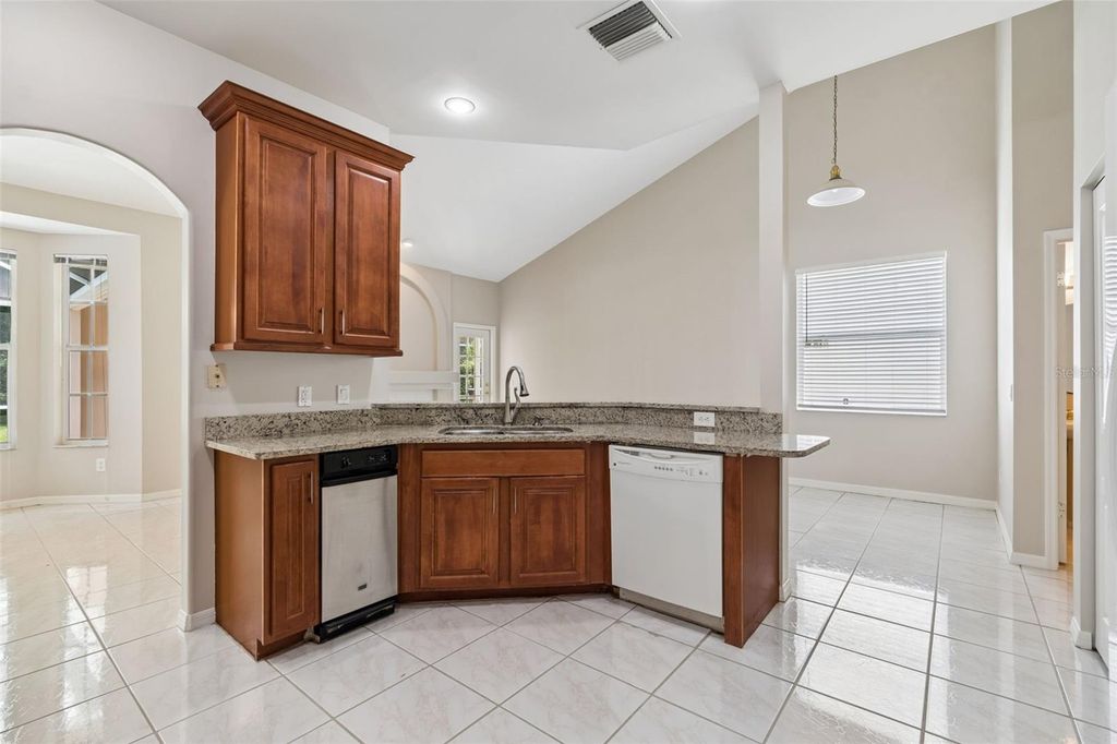 Image 19 of property listing at 4910 EBENSBURG DRIVE, Tampa, FL 33647