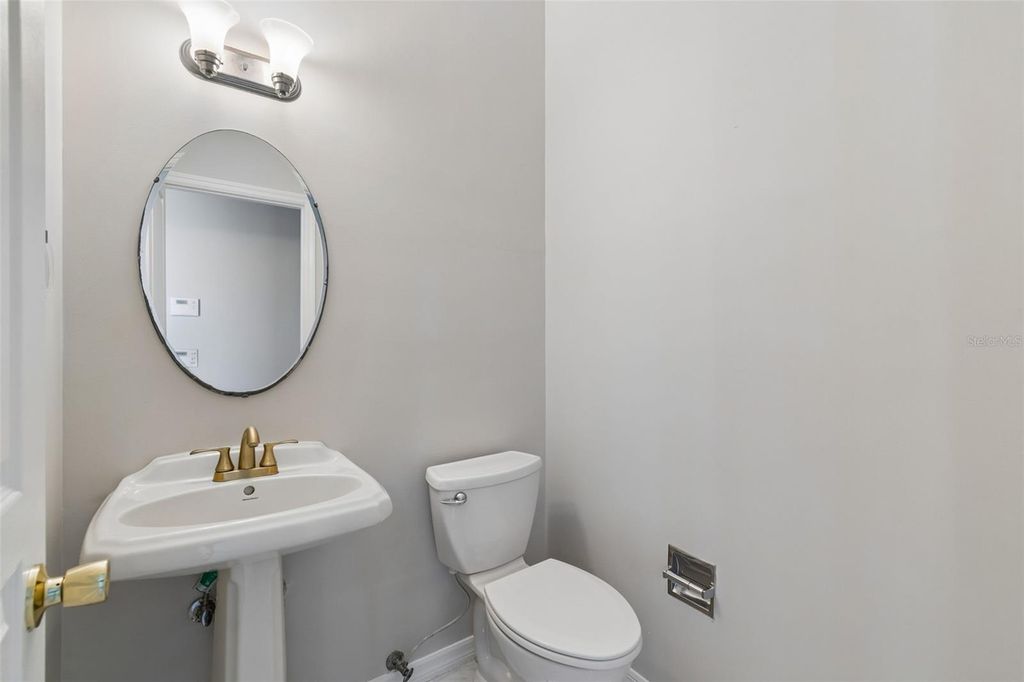 Image 28 of property listing at 4910 EBENSBURG DRIVE, Tampa, FL 33647