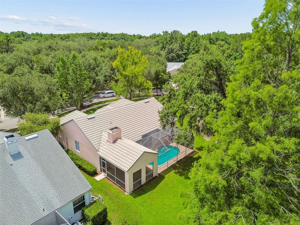 Image 53 of property listing at 4910 EBENSBURG DRIVE, Tampa, FL 33647