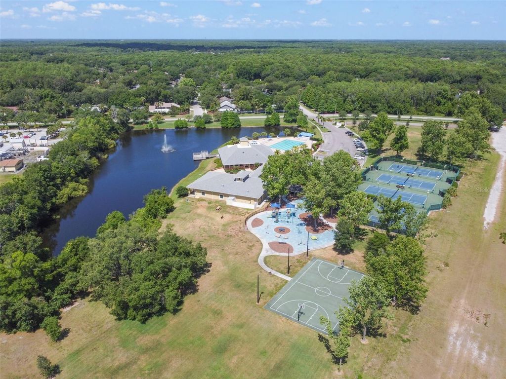 Image 59 of property listing at 4910 EBENSBURG DRIVE, Tampa, FL 33647