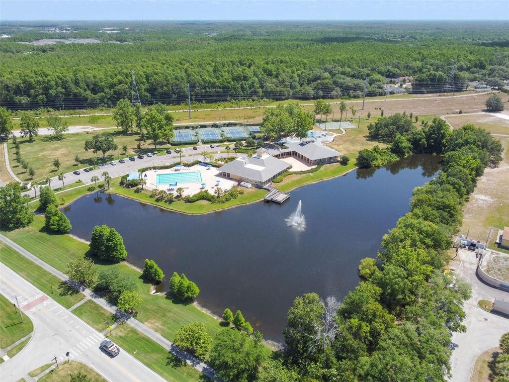 Image 65 of property listing at 4910 EBENSBURG DRIVE, Tampa, FL 33647