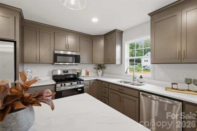 155 Haven Circle, Stony Point, NC 28678