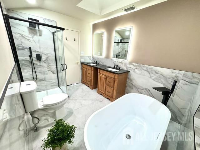 165 Sayre Drive, Plainsboro, NJ 08540