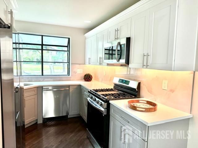 165 Sayre Drive, Plainsboro, NJ 08540