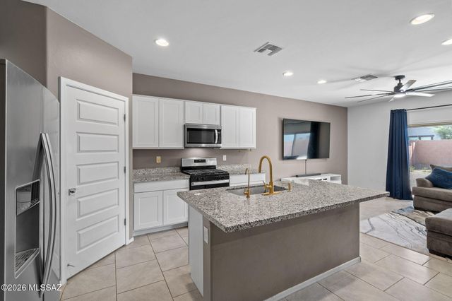 12437 W Lilliston Way, Marana, AZ 85653