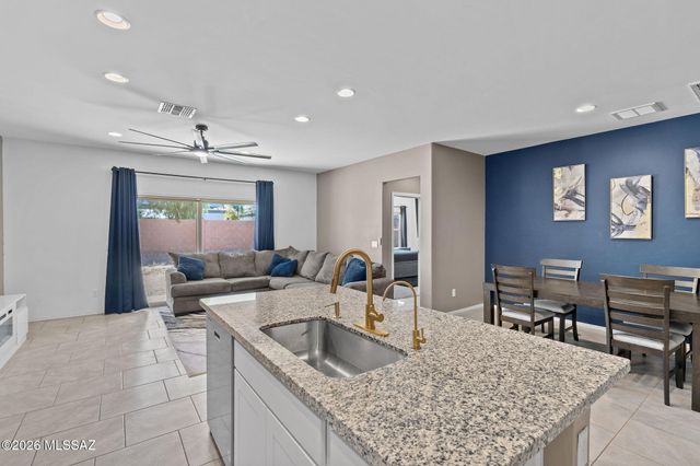 12437 W Lilliston Way, Marana, AZ 85653