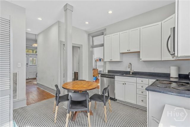 21 W 36th Street, Savannah, GA 31401