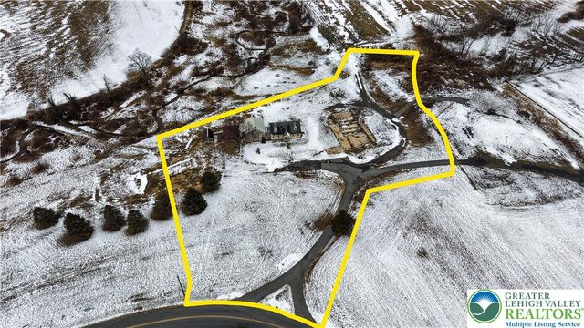 71 Walnut Road, Tilden Twp, PA 19526