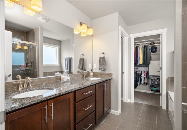 24870 E Stonecrest Ave, Liberty Lake, WA 99019