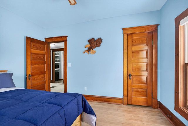 330 MAIN STREET, Oconto, WI 54153