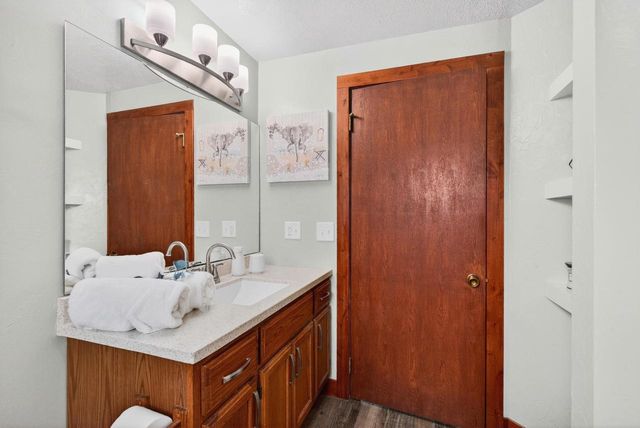 330 MAIN STREET, Oconto, WI 54153