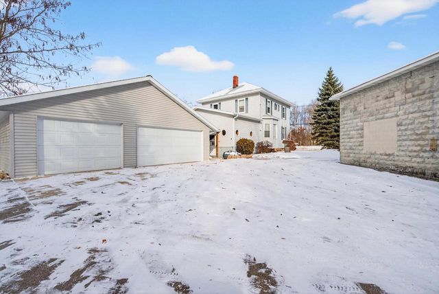 330 MAIN STREET, Oconto, WI 54153