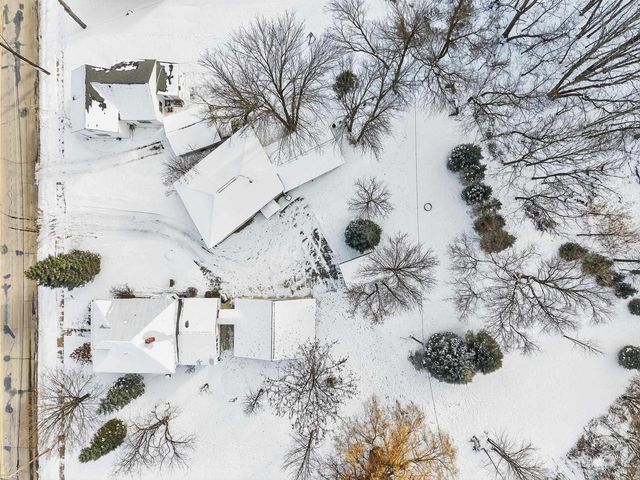 330 MAIN STREET, Oconto, WI 54153