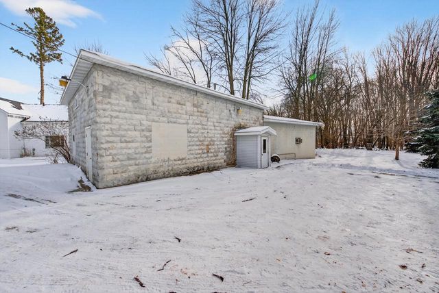 330 MAIN STREET, Oconto, WI 54153