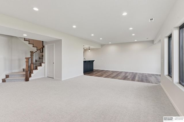10955 S 102nd Street, Papillion, NE 68046
