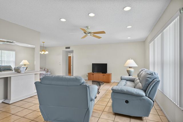 5157 Lakefront Boulevard D, Delray Beach, FL 33484