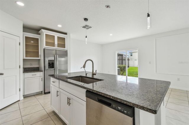 2139 STELLAR BRILLIANCE WAY, Lutz, FL 33558
