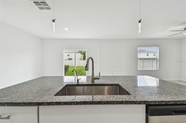 2139 STELLAR BRILLIANCE WAY, Lutz, FL 33558
