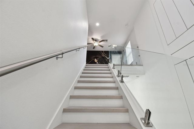2139 STELLAR BRILLIANCE WAY, Lutz, FL 33558