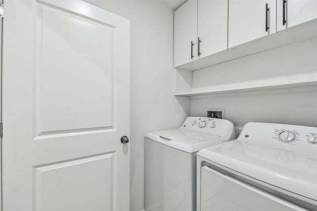 2139 STELLAR BRILLIANCE WAY, Lutz, FL 33558