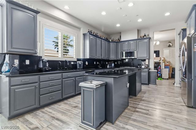 9564 Trattoria Street, Las Vegas, NV 89178