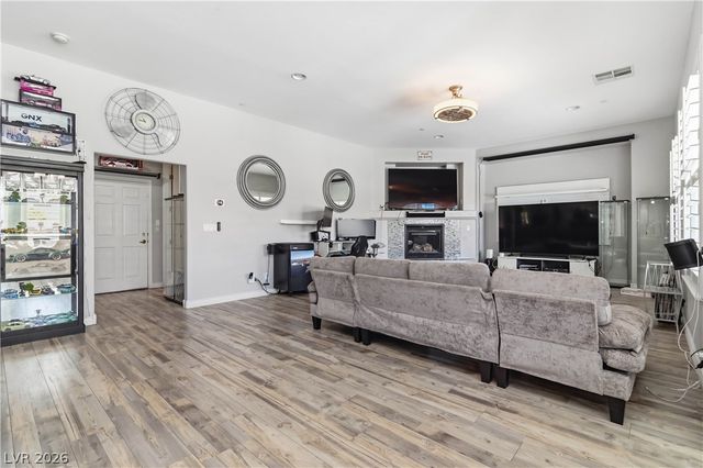 9564 Trattoria Street, Las Vegas, NV 89178