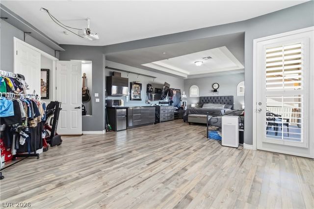 9564 Trattoria Street, Las Vegas, NV 89178