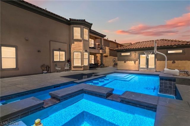 9564 Trattoria Street, Las Vegas, NV 89178