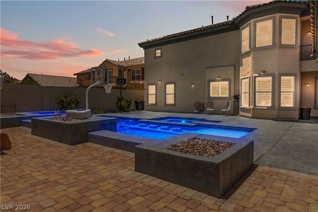 9564 Trattoria Street, Las Vegas, NV 89178